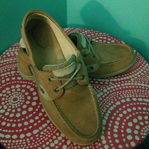 Sperry top sided boat shoe